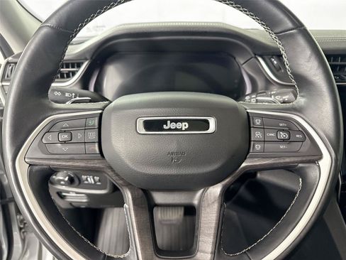 Used 2021 Jeep Grand Cherokee L Limited AWD/4WD image 17