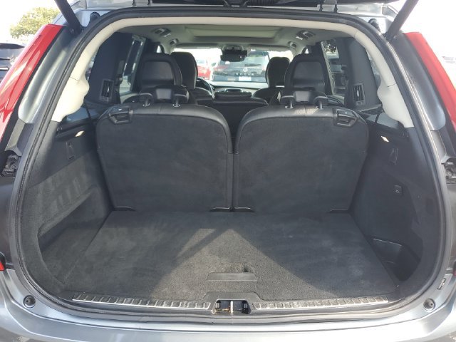 Used 2019 Volvo XC90 T6 Momentum AWD/4WD image 9