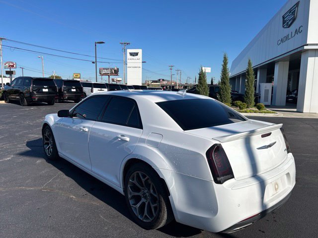 Used 2018 Chrysler 300 S w/ Safetytec Plus Group RWD image 8