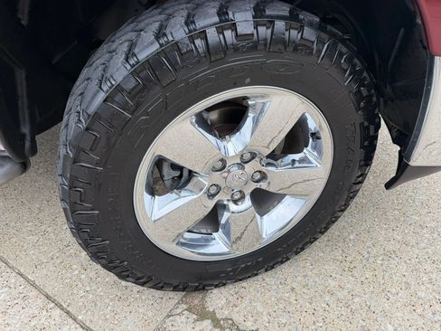Used 2019 RAM 1500 Big Horn AWD/4WD image 9