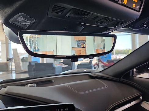 Used 2025 Chevrolet Corvette E-Ray image 36