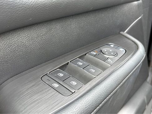 Used 2026 Nissan Armada SV RWD image 18