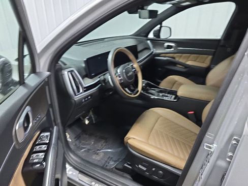 Used 2024 Kia Sorento SX Prestige w/ Olive Brown Leather Package AWD/4WD image 29