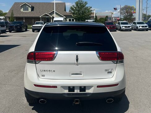 Used 2012 Lincoln MKX AWD image 6