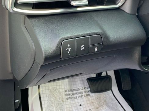 New 2026 Hyundai Elantra SE FWD image 8