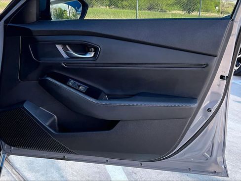 Used 2024 Honda Accord Touring image 23