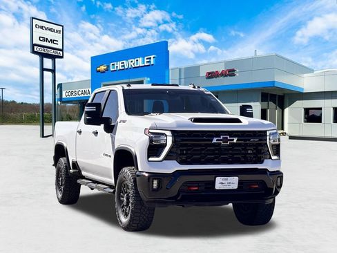 Used 2024 Chevrolet Silverado 2500 ZR2 image 1