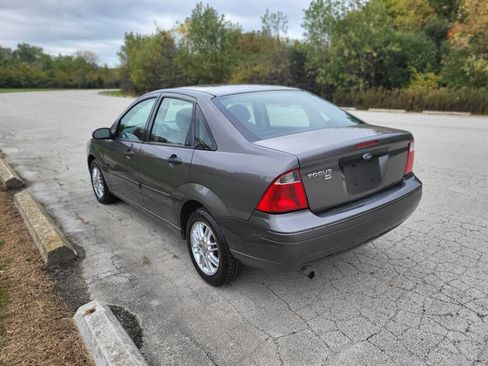 Used 2007 Ford Focus SE image 8