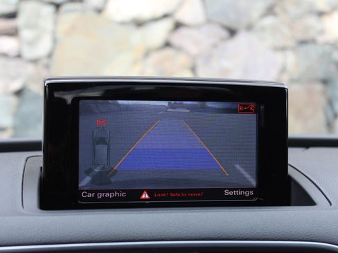 Used 2018 Audi Q3 2.0T Premium image 35