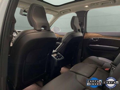 Used 2025 Volvo XC90 B6 Plus image 19