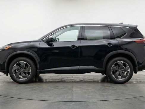 Used 2025 Nissan Rogue SV AWD/4WD image 5