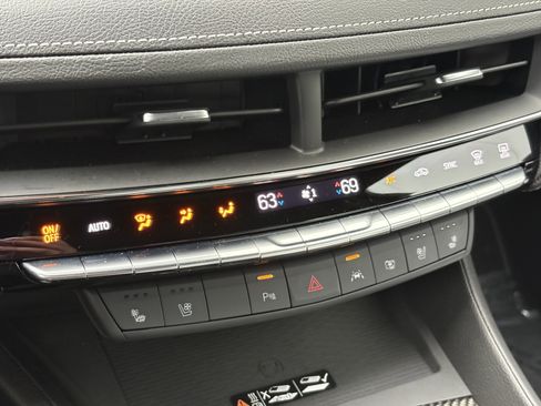 Certified 2025 Cadillac CT5 V Blackwing w/ Parking Package image 24