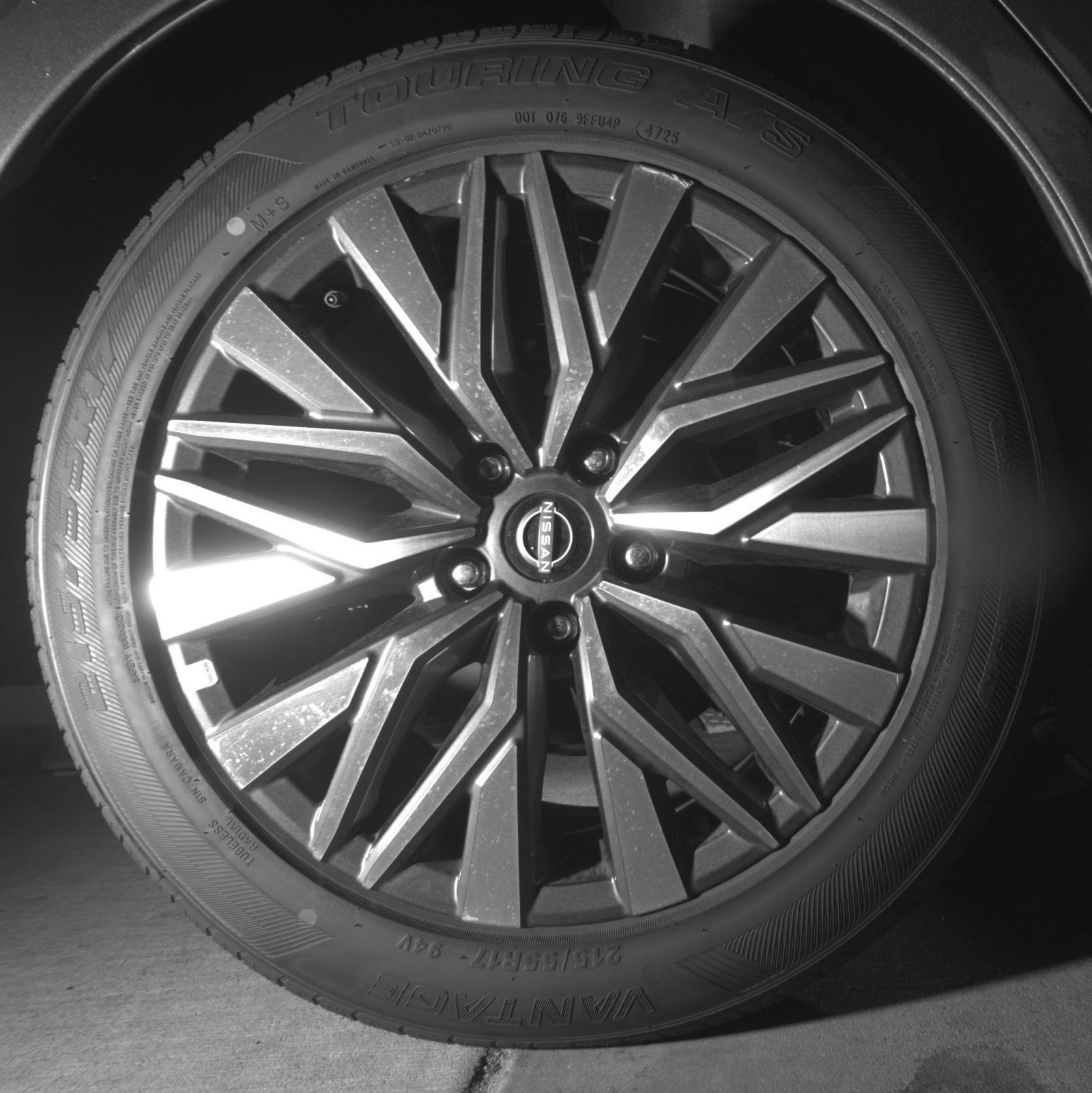 Used 2025 Nissan Altima 2.5 SV FWD image 18
