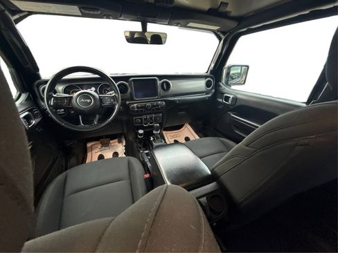 Used 2021 Jeep Gladiator Sport image 31