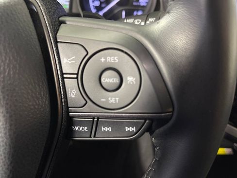 Used 2022 Toyota Camry SE image 30