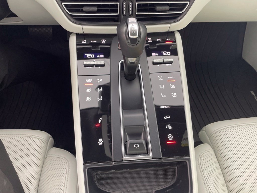 Used 2023 Porsche Macan S AWD/4WD image 20