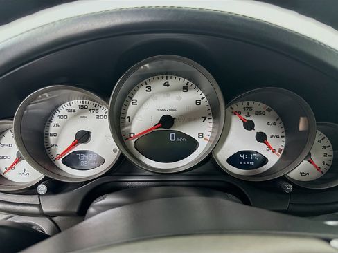 Used 2006 Porsche 911 Carrera S RWD image 12