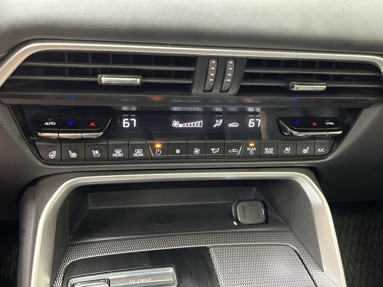 Used 2024 MAZDA CX-90 3.3 Turbo w/ Premium Plus Pkg AWD/4WD image 22