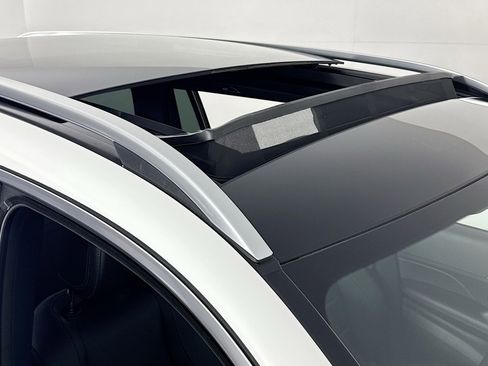 Certified 2021 Mercedes-Benz GLS 450 4MATIC image 23