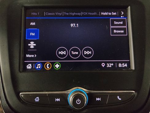 Used 2022 Chevrolet Equinox LT image 25