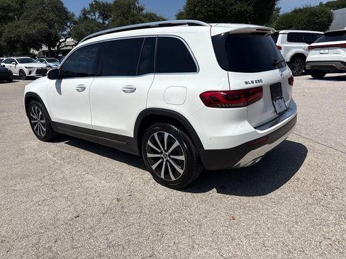 Used 2023 Mercedes-Benz GLB 250 4MATIC image 3