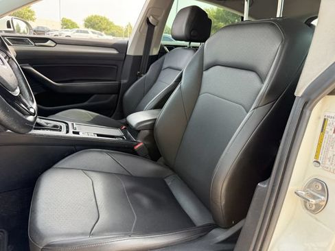 Used 2019 Volkswagen Arteon SE FWD image 23