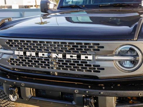 Used 2024 Ford Bronco Badlands image 6