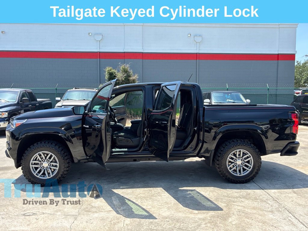 Used 2024 Chevrolet Colorado LT w/ LT Convenience Package II RWD image 14