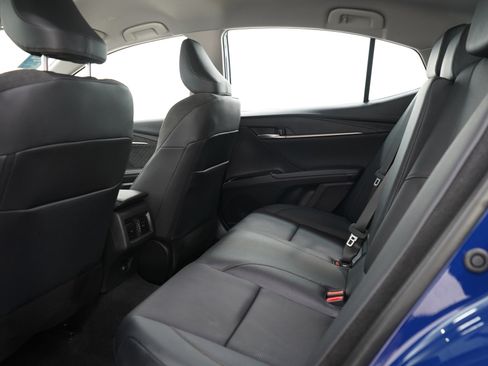 Used 2026 Toyota Camry XLE FWD image 18