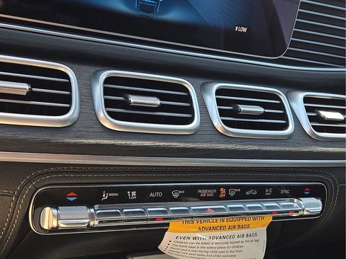 New 2026 Mercedes-Benz GLE 53 AMG 4MATIC Coupe image 19