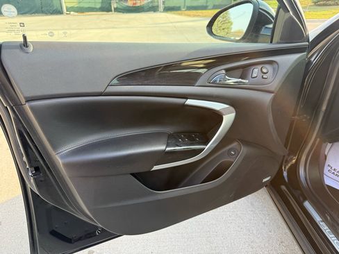 Used 2016 Buick Regal Premium image 19