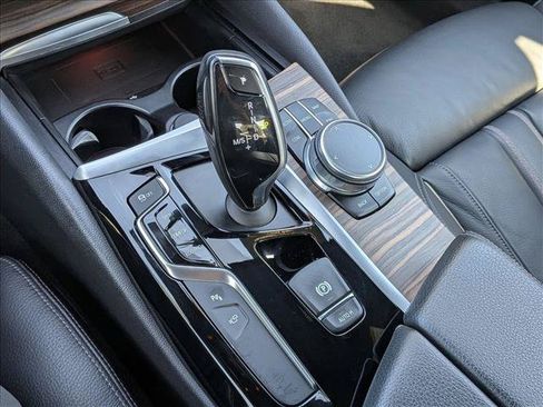 Used 2018 BMW 540i RWD image 12