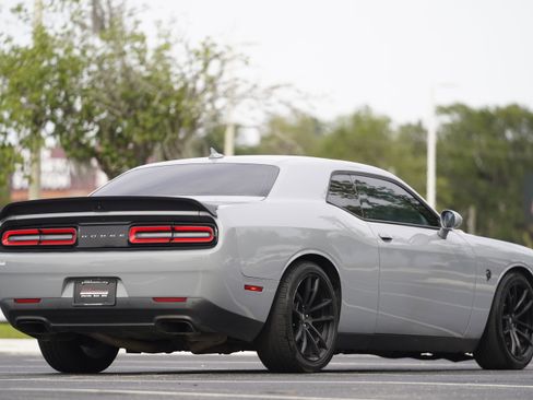 Used 2020 Dodge Challenger SRT Hellcat Redeye RWD image 46