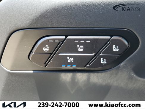 New 2026 Kia Carnival SX w/ SX Dark Edition Package FWD image 18