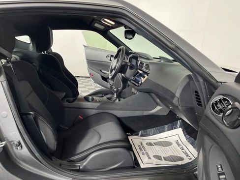 Used 2024 Nissan Z Sport w/ Floor Mat Package RWD image 38