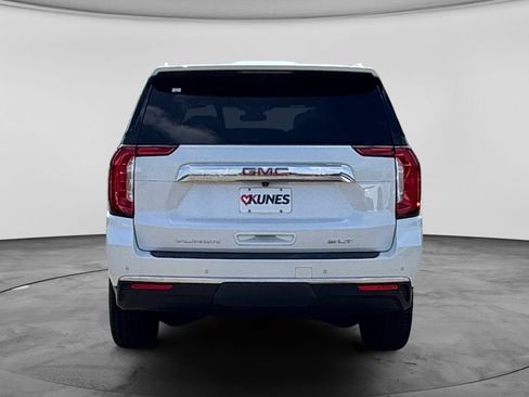Used 2023 GMC Yukon XL SLT w/ SLT Premium Package AWD/4WD image 9