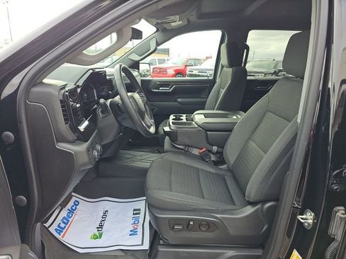 Used 2023 Chevrolet Silverado 1500 LT w/ Protection Package image 9