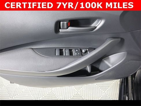 Used 2024 Toyota Corolla LE image 29