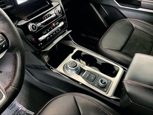 Used 2023 Ford Explorer ST-Line image 17