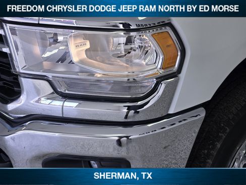 Used 2024 RAM 2500 Big Horn w/ Bed Utility Group image 5