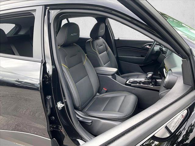 Used 2026 Chevrolet Trax ACTIV FWD image 9