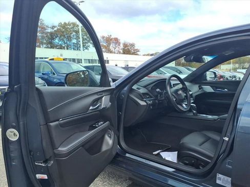 Certified 2022 Cadillac CT4 Premium Luxury image 10