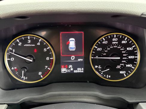 Used 2024 Subaru Crosstrek 2.5i Sport AWD/4WD image 32