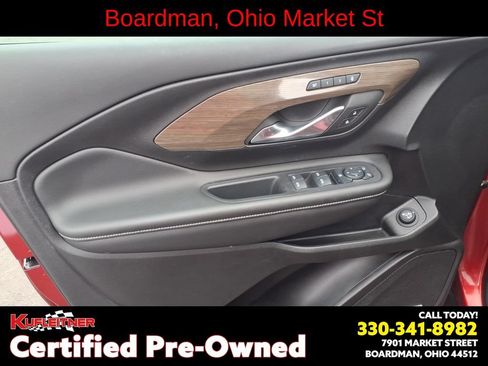 Used 2024 GMC Terrain Denali w/ Denali Premium Package AWD/4WD image 11