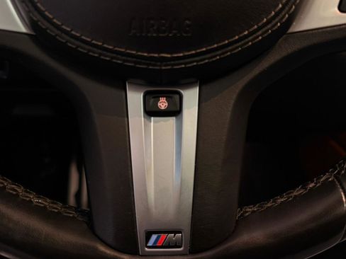 Used 2022 BMW X6 xDrive40i w/ Executive Package image 32