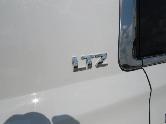 Used 2015 Chevrolet Suburban LTZ AWD/4WD image 51