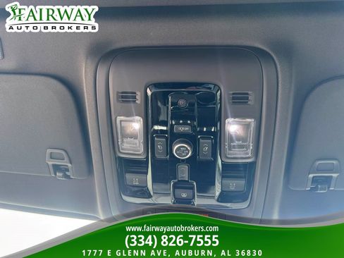 Used 2026 GMC Yukon Elevation w/ Elevation Premium Package AWD/4WD image 26