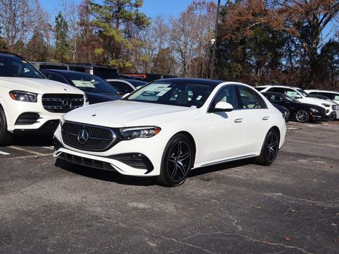 New 2026 Mercedes-Benz E 350 4MATIC Sedan image 7