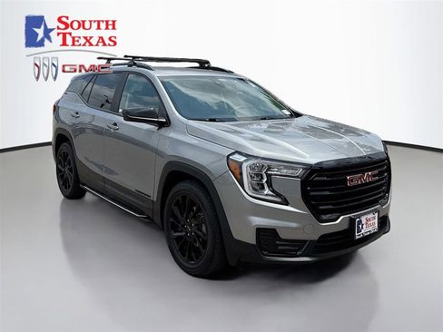Used 2023 GMC Terrain SLE w/ Driver Convenience Package FWD image 1