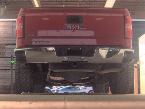 Used 2015 GMC Sierra 1500 SLE w/ SLE Value Package image 6